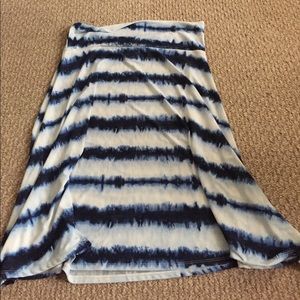 LuLaRoe skirt